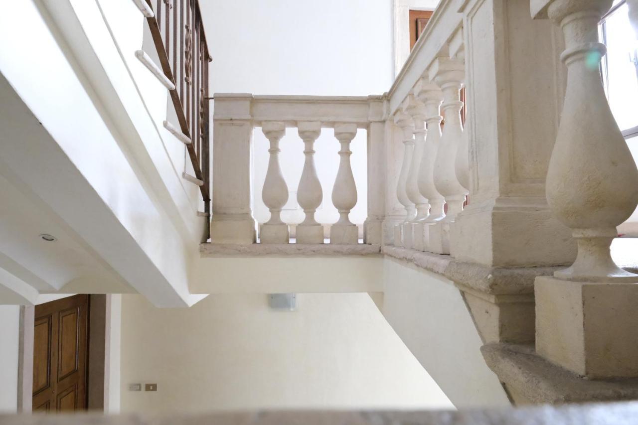 Appartamento Residenza Tazzoli By Pentagono Residenze Verona Esterno foto